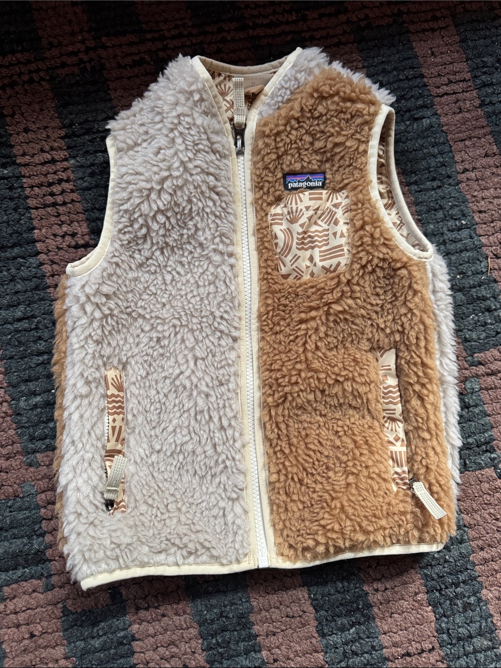 Patagonia Two-Tone Sherpa Vest in Cream & Brown
